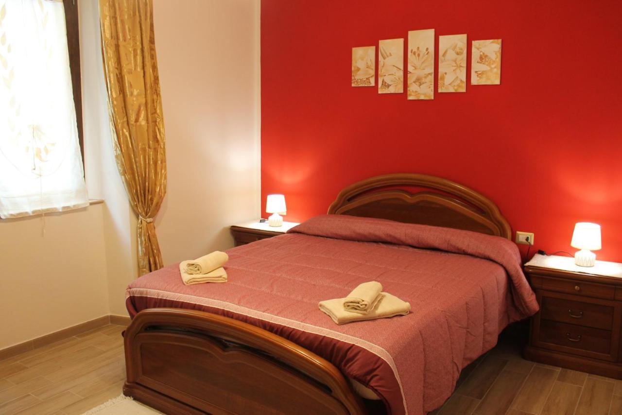 Casa Vacanze Nonna Nunzia Villa Bosa Bagian luar foto