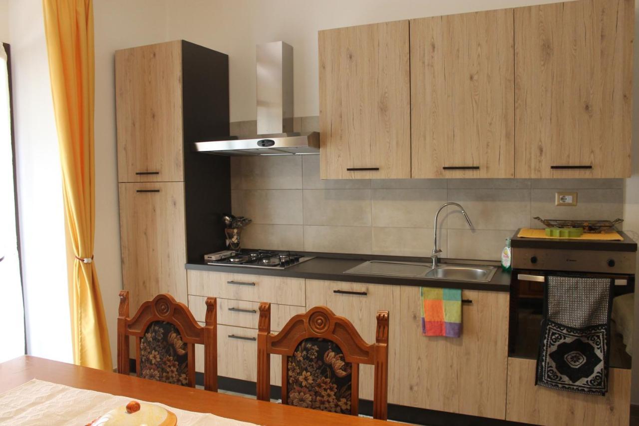 Casa Vacanze Nonna Nunzia Villa Bosa Bagian luar foto
